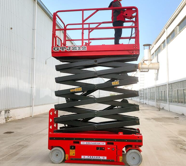 北屯自行走移动式升降机